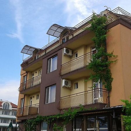 Zora Guest House Приморско Стая снимка