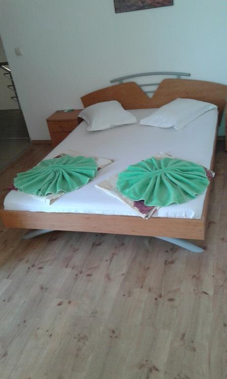 Zora Guest House Приморско Стая снимка