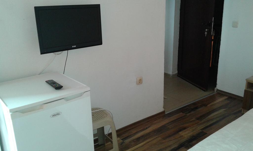 Zora Guest House Приморско Стая снимка
