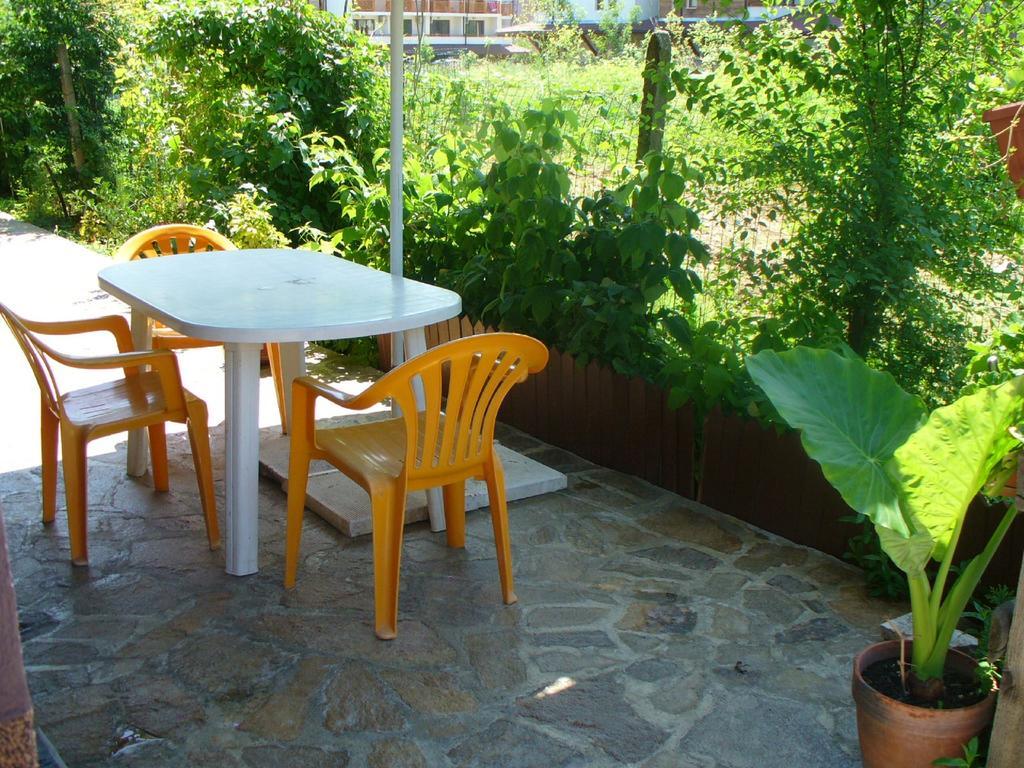 Zora Guest House Приморско Екстериор снимка